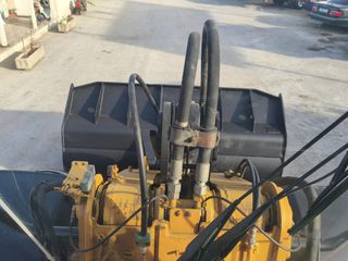 Φορτωτής Με Λάστιχα CAT 2008 930H-thumb-18