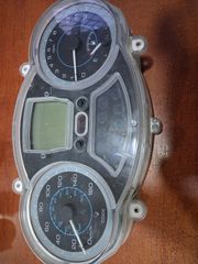 Piagio Xevo 250cc κοντερ