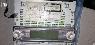 Sony CDX-MP80 (mp3 cd player)για ανταλλακτικά.