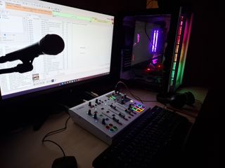 studio radio station-thumb-2