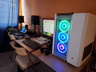 studio radio station-thumb-5