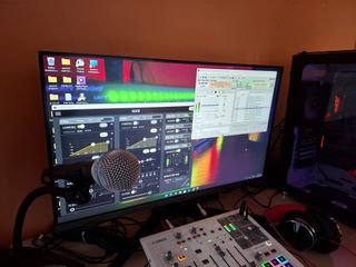 studio radio station-thumb-8
