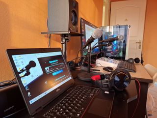 studio radio station-thumb-17