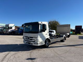 Σασί Mercedes-Benz 2011 ATEGO 818