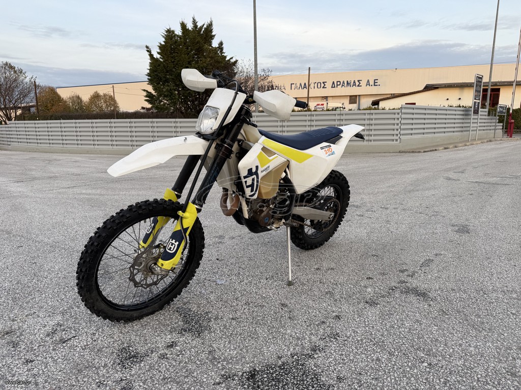 Husqvarna FE 250 2018 ΜΕ 160ΩΡΕΣ ΛΕΙΤΟΥΡΓΙΑΣ