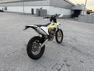 Husqvarna FE 250 2018 ΜΕ 160ΩΡΕΣ ΛΕΙΤΟΥΡΓΙΑΣ-thumb-4