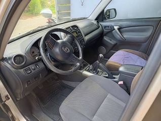 Toyota RAV 4 2004