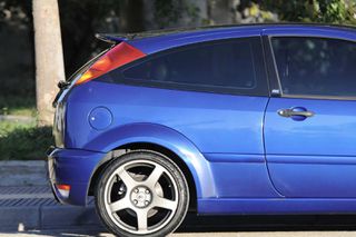 Ford Focus 2001 RS-thumb-10