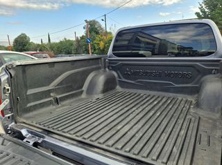 Mitsubishi L200 2015 L200 4X4 automatic derma Navi xenon full extra..!!-thumb-15