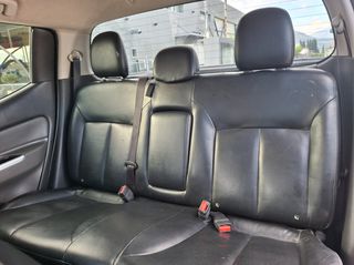 Mitsubishi L200 2015 L200 4X4 automatic derma Navi xenon full extra..!!-thumb-23