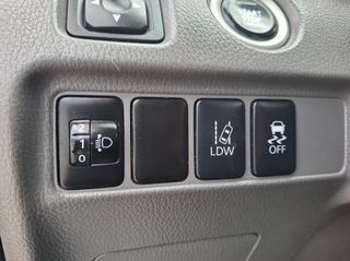 Mitsubishi L200 2015 L200 4X4 automatic derma Navi xenon full extra..!!-thumb-41