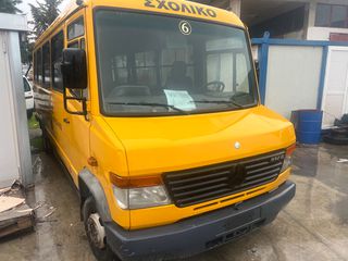 Mercedes-Benz 2001 512D-thumb-2