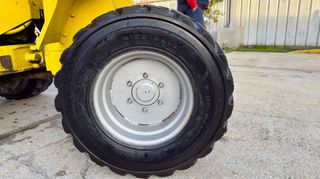 Φορτωτής Με Λάστιχα Furukawa 1993 FL35-II-thumb-19