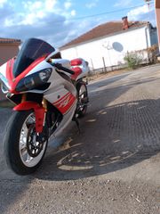 Yamaha YZF-R1 2008-thumb-10