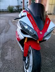 Yamaha YZF-R1 2008-thumb-13