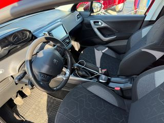 Peugeot 2008 2016 PURETECH 82 ACTIVE-thumb-11