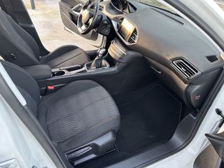 Peugeot 308 2016 Peugeot 308 1.2 e-THP Business Line-thumb-36