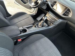Peugeot 308 2016 Peugeot 308 1.2 e-THP Business Line-thumb-40