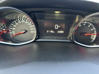 Peugeot 308 2016 Peugeot 308 1.2 e-THP Business Line-thumb-47