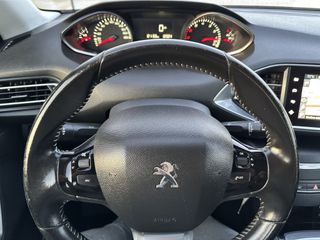Peugeot 308 2016 Peugeot 308 1.2 e-THP Business Line-thumb-52