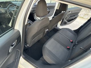 Peugeot 308 2016 Peugeot 308 1.2 e-THP Business Line-thumb-32