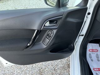 Citroen C3 2016 Citroen C3 1.2 e-THP Feel Edition-thumb-23