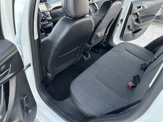 Citroen C3 2016 Citroen C3 1.2 e-THP Feel Edition-thumb-26