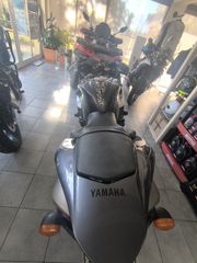 Yamaha YZF-R1 2004-thumb-5