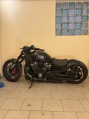 Harley Davidson V-ROD 2011 (VRSC) 10th Edition