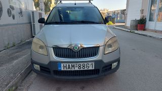 Skoda Roomster 2008 SCOUT-thumb-1
