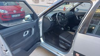 Skoda Roomster 2008 SCOUT-thumb-3