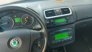 Skoda Roomster 2008 SCOUT-thumb-12
