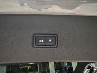 Audi Q8 2023 50 TDI QUATTRO-3S LINE- ZANTA 23''-thumb-81