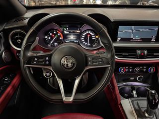 Alfa Romeo Stelvio 2019 2.2 DIESEL SUPER Q4 AT8-PANORAMA-thumb-27