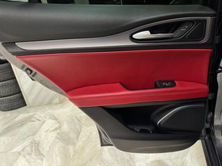 Alfa Romeo Stelvio 2019 2.2 DIESEL SUPER Q4 AT8-PANORAMA-thumb-58