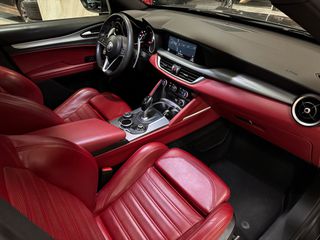 Alfa Romeo Stelvio 2019 2.2 DIESEL SUPER Q4 AT8-PANORAMA-thumb-39