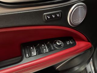 Alfa Romeo Stelvio 2019 2.2 DIESEL SUPER Q4 AT8-PANORAMA-thumb-53