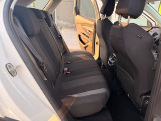 Peugeot 3008 2018 1.5 BLUEHDI 130 ALLURE-thumb-23