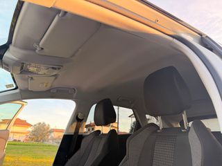 Peugeot 3008 2018 1.5 BLUEHDI 130 ALLURE-thumb-25