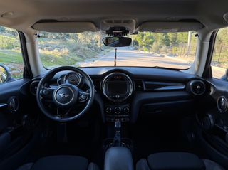 Mini Cooper D 2019 DIESEL-thumb-29