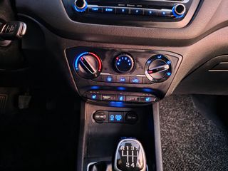 Hyundai i 20 2016 COUPE SPORT /FULL EXTRA-thumb-26