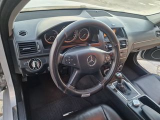 Mercedes-Benz C 180 2009-thumb-37