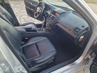 Mercedes-Benz C 180 2009-thumb-45