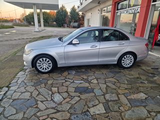 Mercedes-Benz C 180 2009-thumb-12