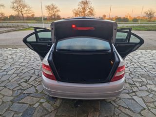 Mercedes-Benz C 180 2009-thumb-27