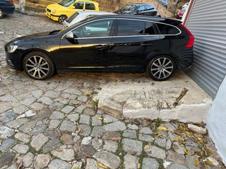 Volvo V60 2016 R DESIGN
