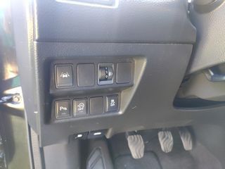 Nissan Qashqai 2016 1.6  N-CONNECTA PANORAMA NAVI CAMERA 360-thumb-9