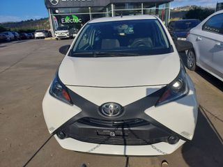 Toyota Aygo 2018 XPLAY