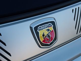 Abarth 695C 2018 Rivale Limited Edition No 444-thumb-14