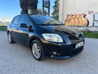 Toyota Auris 2010